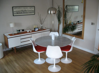 Saarinen Table Set